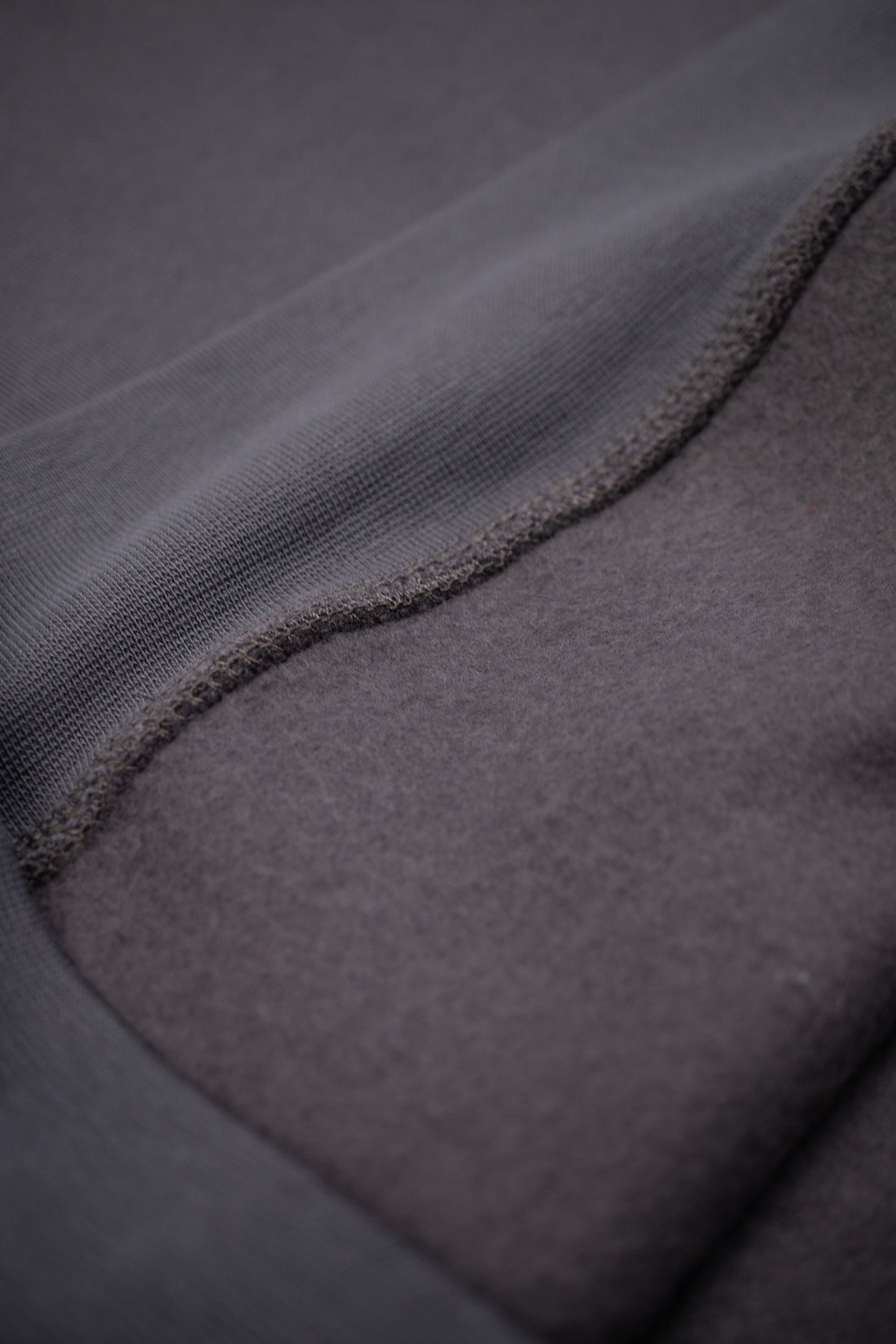 Apex Pullover Grey