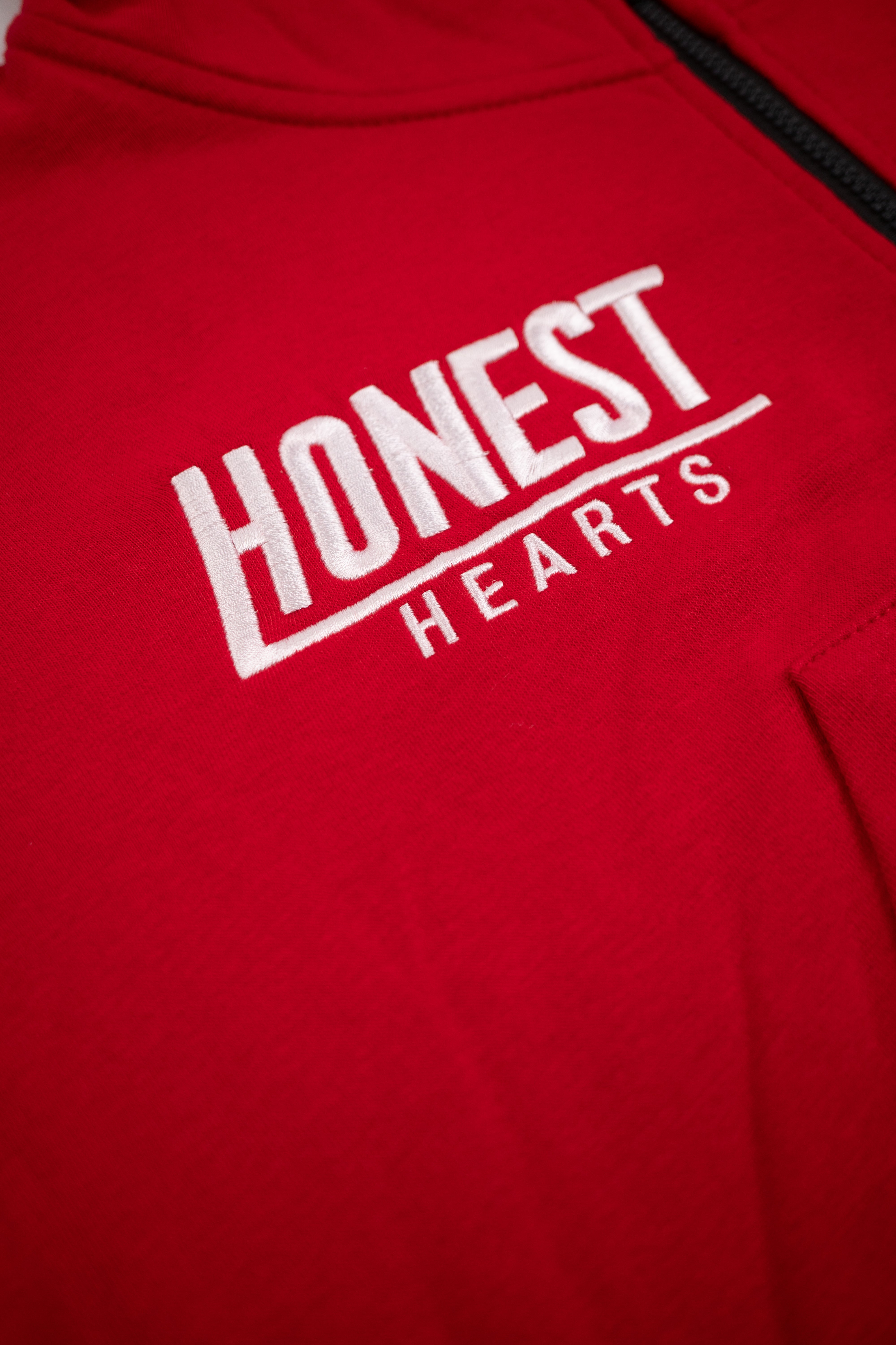 Honest Herat Red