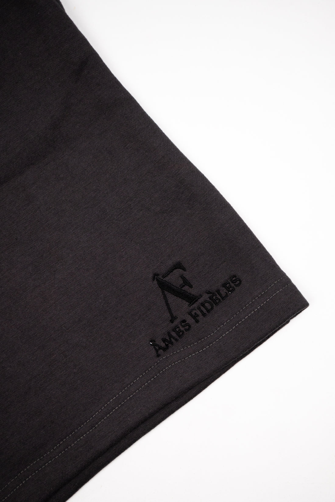 Ames fideles Black