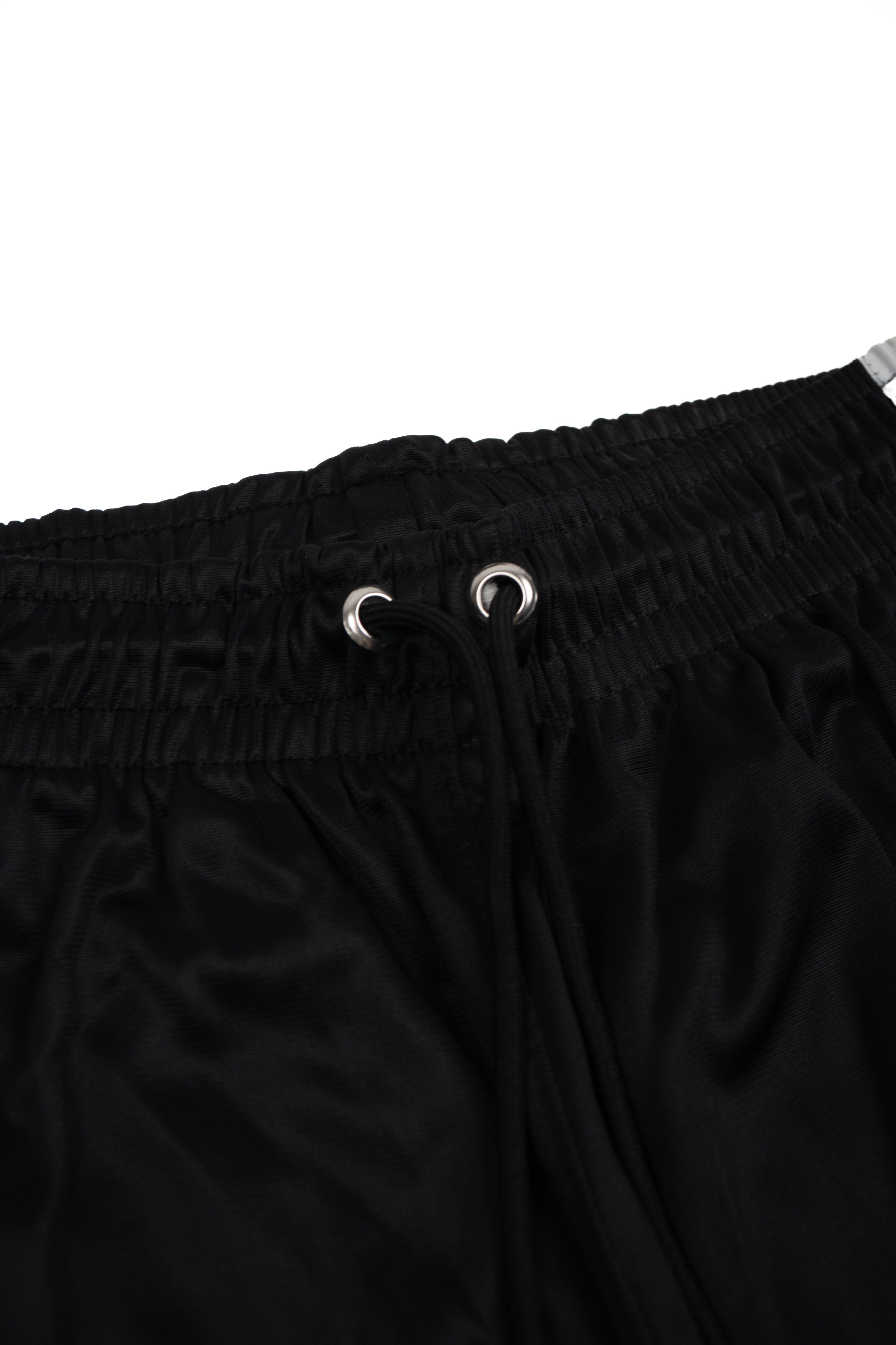 Lybt Shorts Black