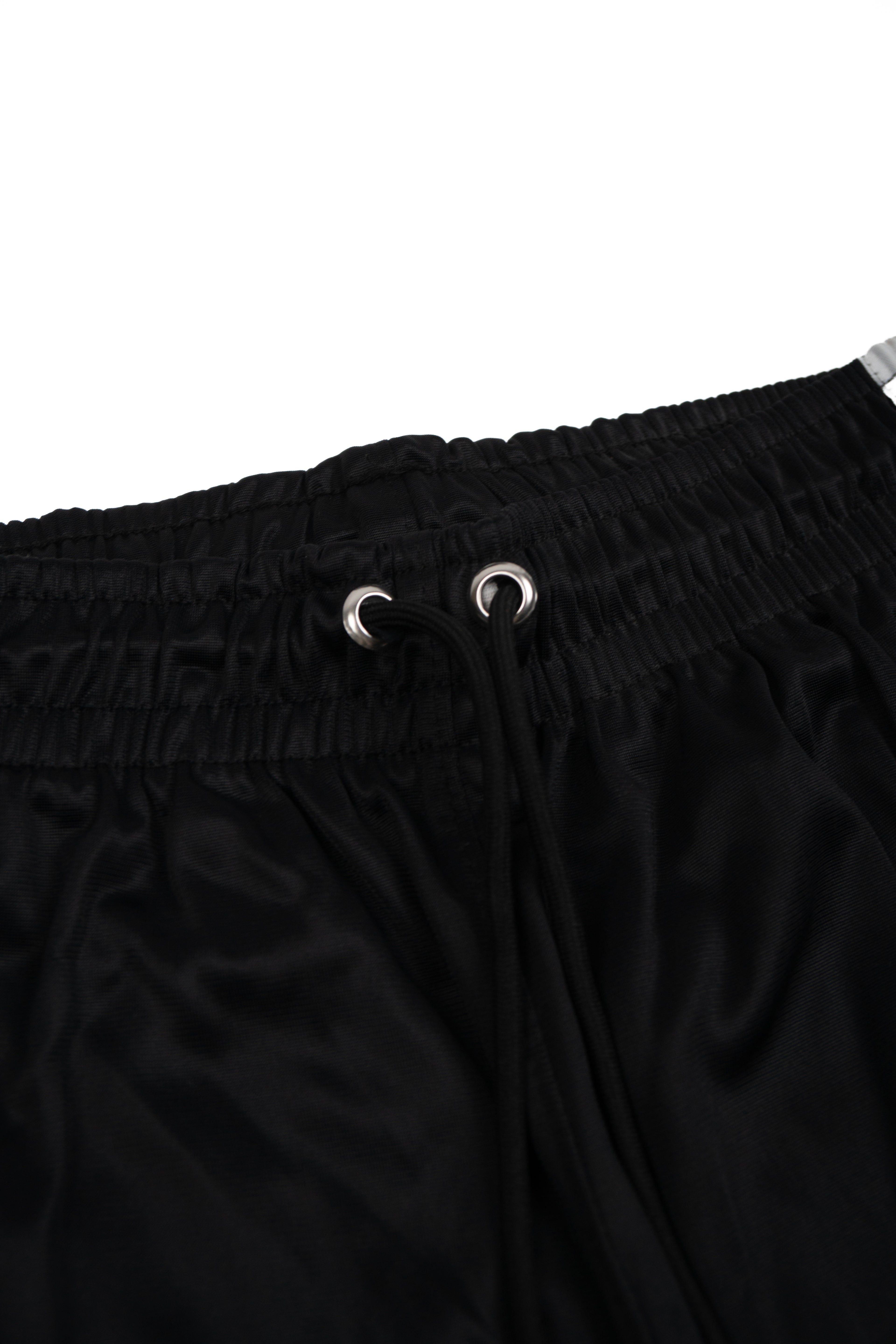 Lybt Shorts Black