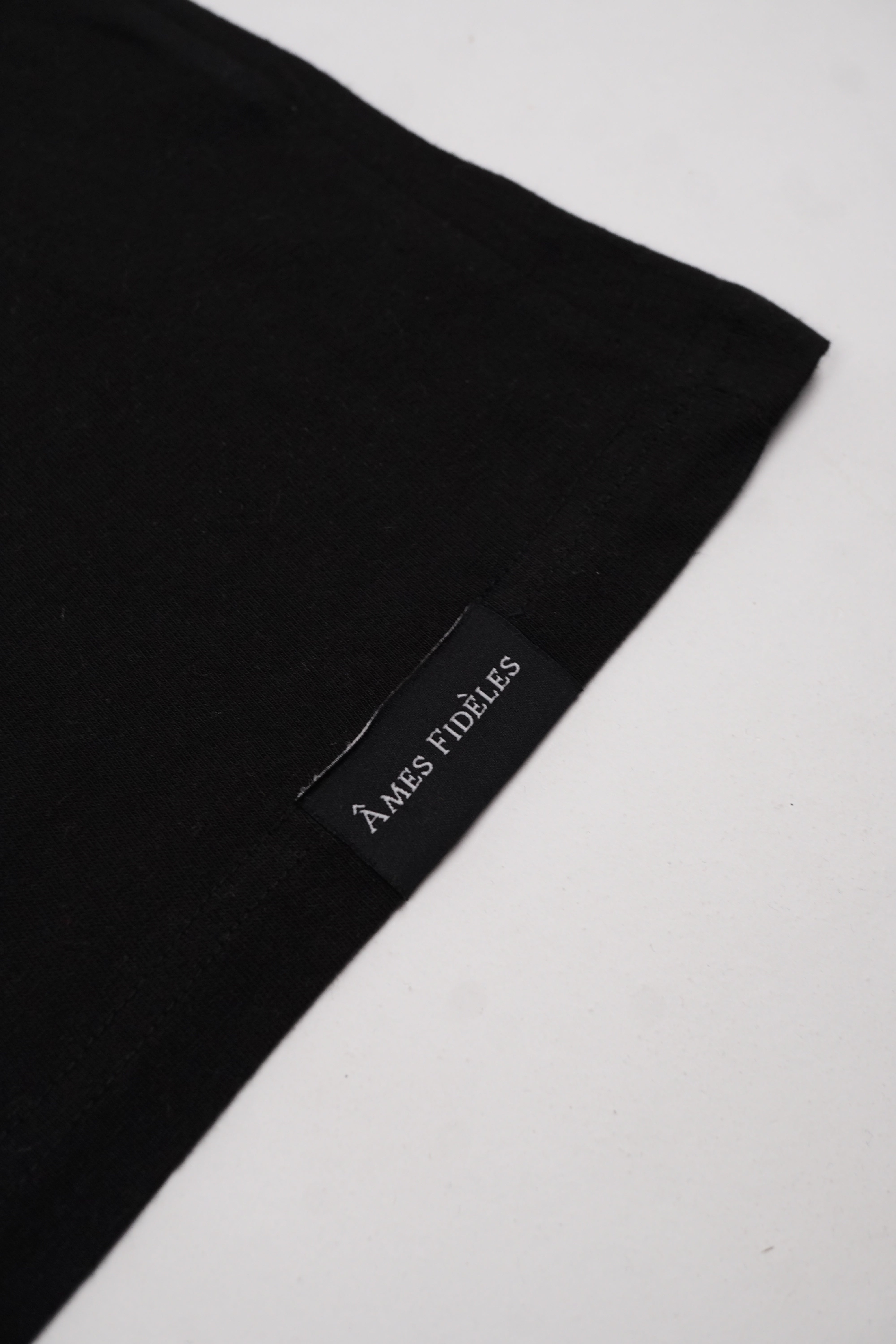 Ames Tee Black
