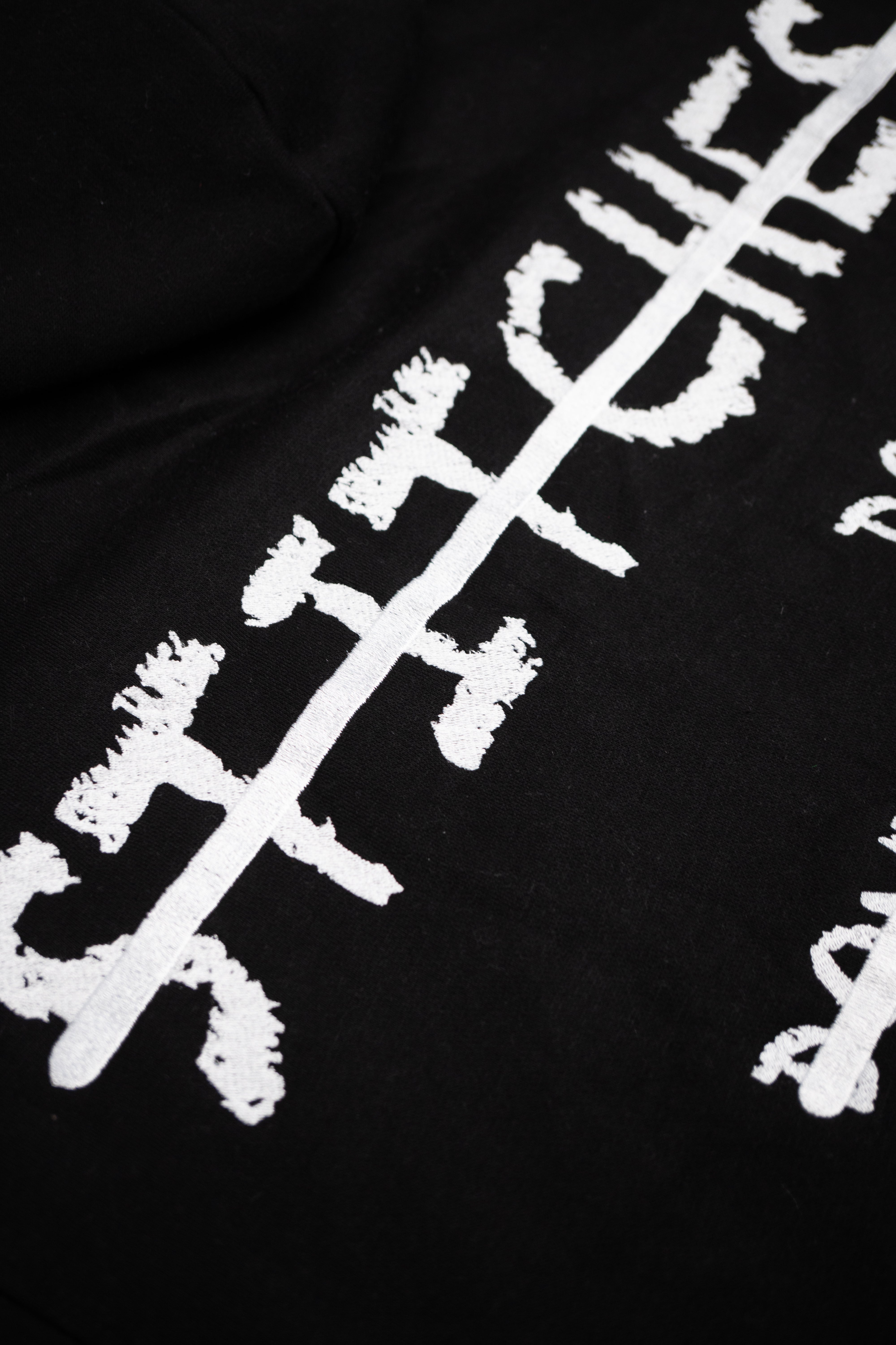 Apex Pullover Black
